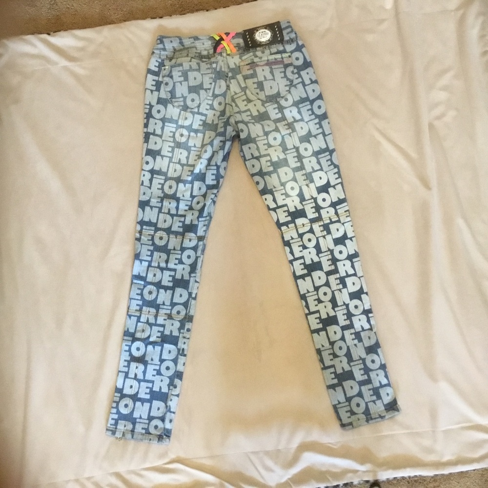 Unique Beyoncé Dereon All Over Jeans (Lapel flap needs stitching) NICE! - Picture 10 of 16